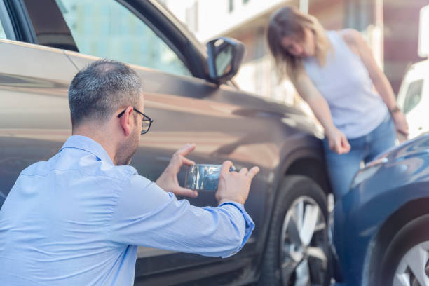 Professional Car Insurance Near Me technician working in St. Matthews, KY